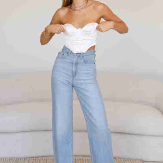 High Waisted Loose Jeans