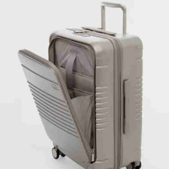 Original Zipper Carry-On Max with Front Pocket Suitcase