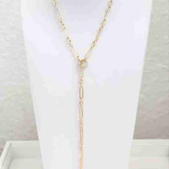 Leya Lariat Chain Ring