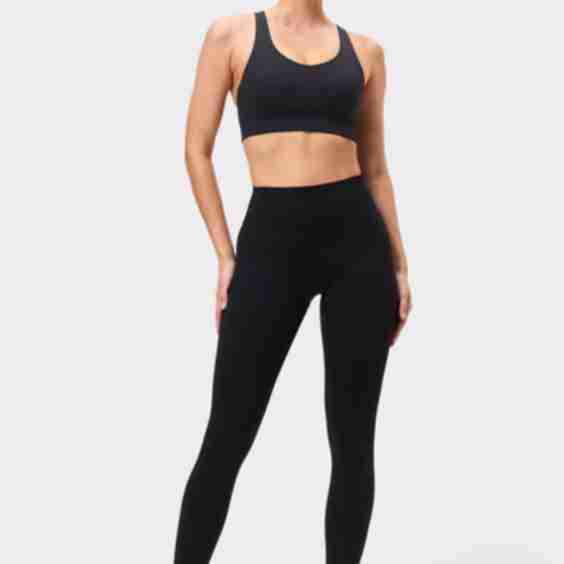 Signature Shape Sports Bra
