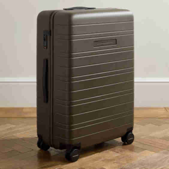 H7 Carry-On Hardshell Suitcase