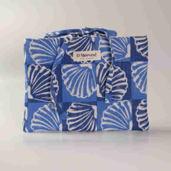Seashell Linen Signature Book Sleeve