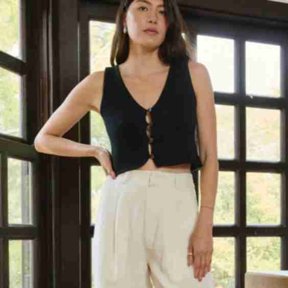 Clio Vest
