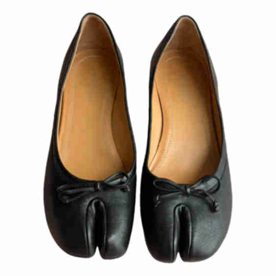 Tabi Leather Flats (Pre-Owned)