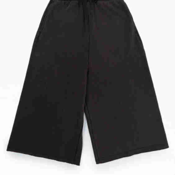  Cropped Baggy Sweatpants