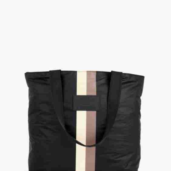 Le Voyageur Day Tripper Tote 