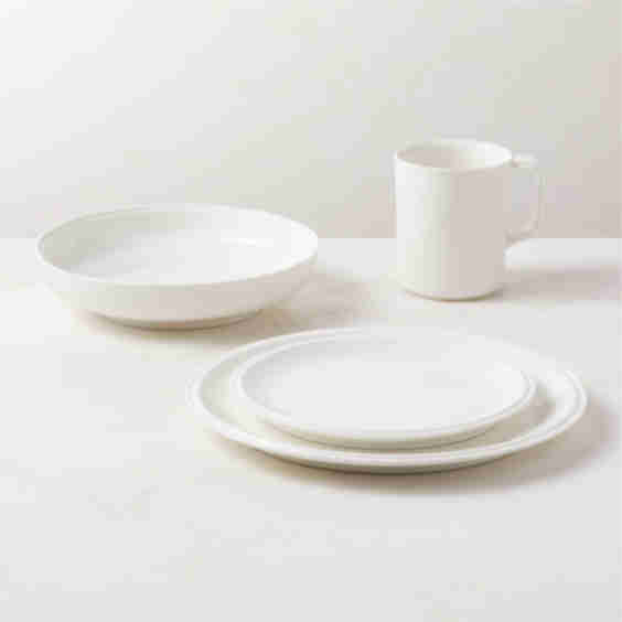 Frette 4-Piece Dinnerware Set with Pasta Bowl