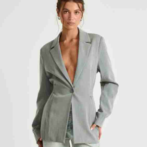Elwood Blazer 