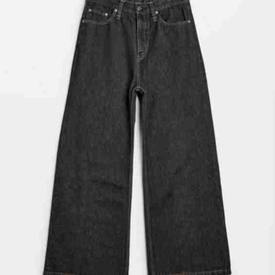 Wide-Leg Skid Jeans