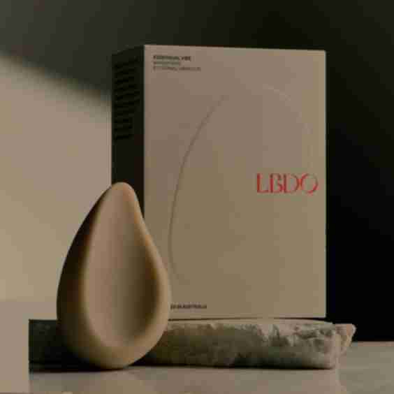 Essensual Vibe 6-speed External Vibrator