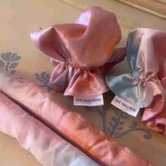 Halo Buns Heatless Curlers