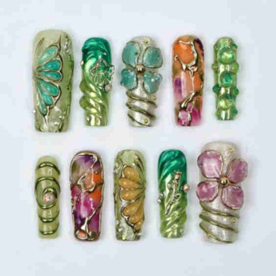 Botanica Press-On Nail Set