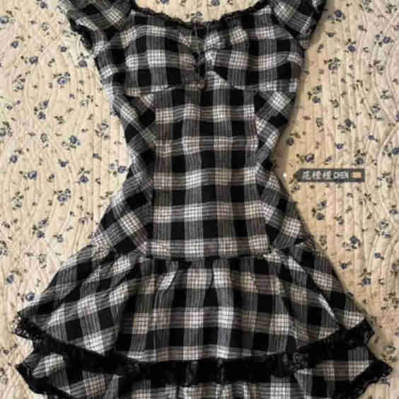 Pattern Horror Protagonist Top