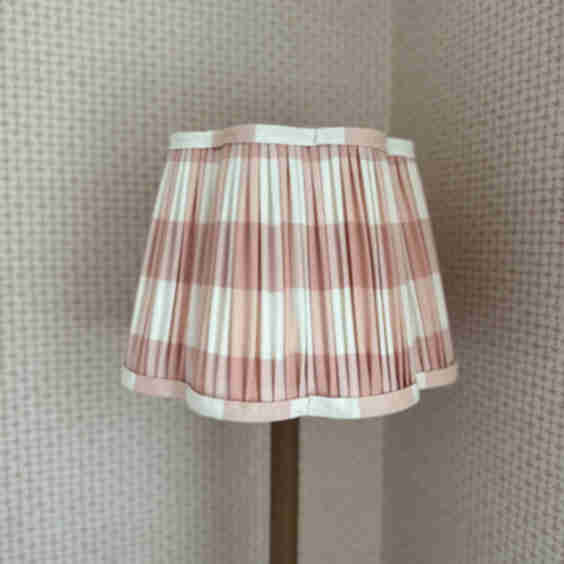 Pleated Scalloped Lampshade 35cm