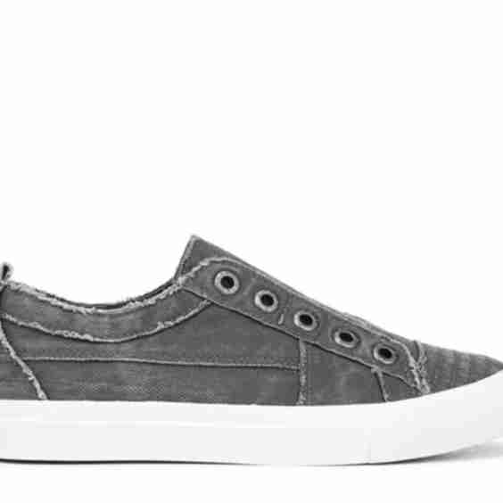 Play Sneaker