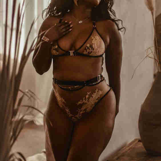 Evvy Triangle Bralette