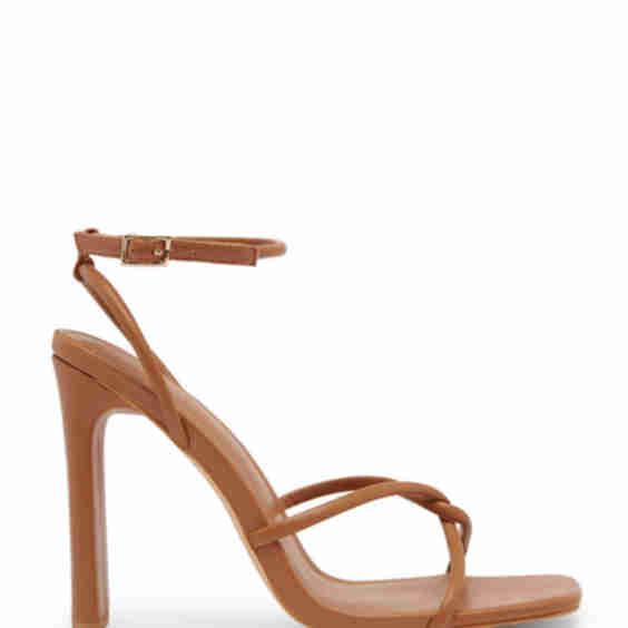 Tasa Tan Heels