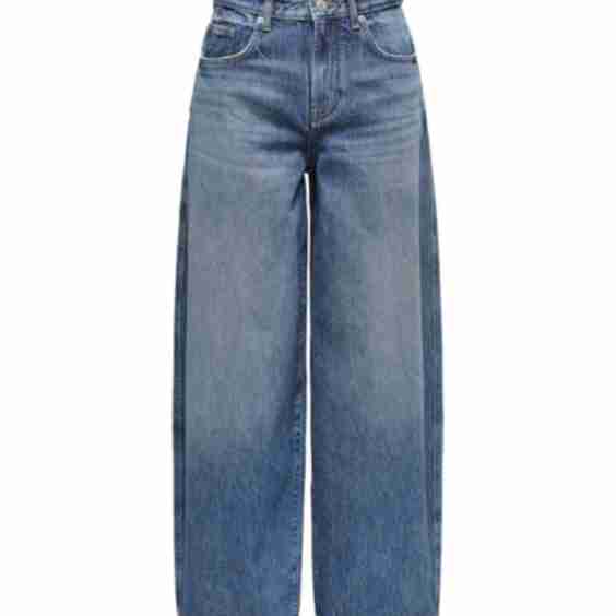 High Waisted Barrel Leg Jeans