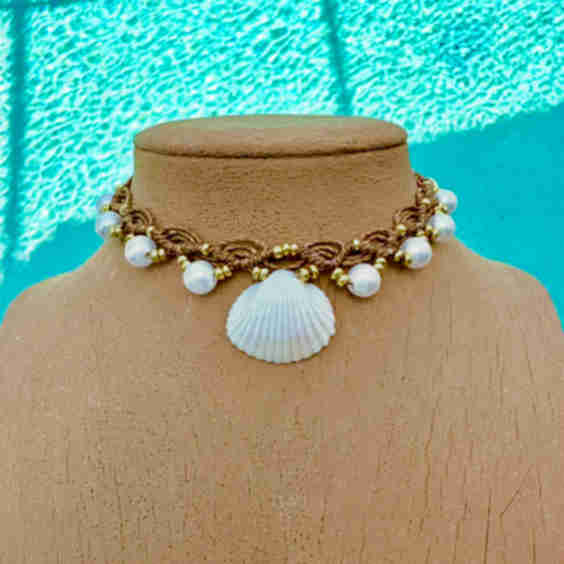 Pearls and Shell Necklace