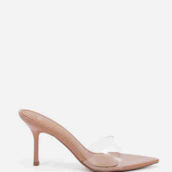 Yolo Heels
