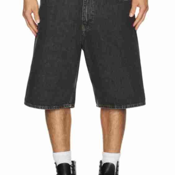 Super Wide Short