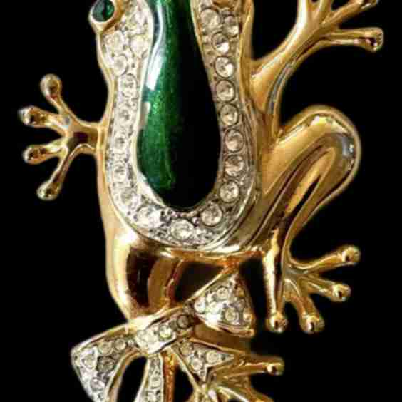 Vintage Goldtone Frog Brooch with Rhinestones