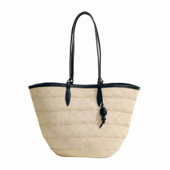 The Medium Basket Bag in Handwoven Iraca
