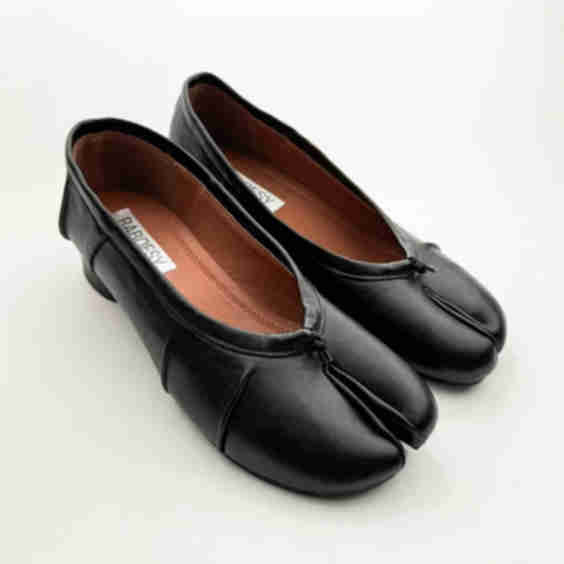 Wrinkles Tabi Pumps