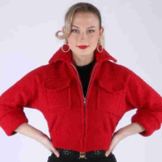 Red Topper