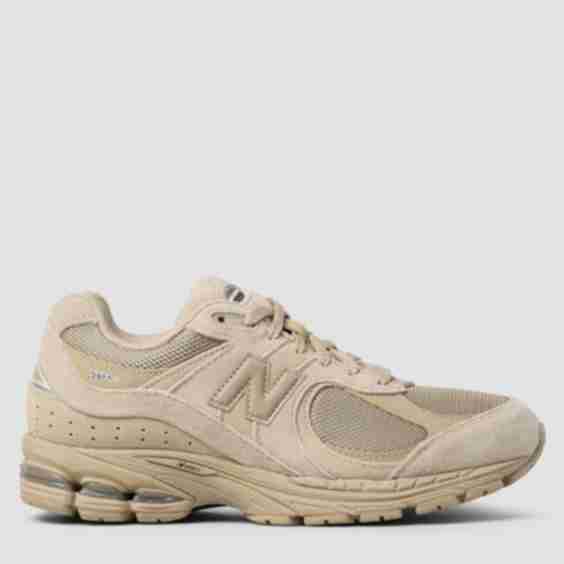 2002R Sneakers
