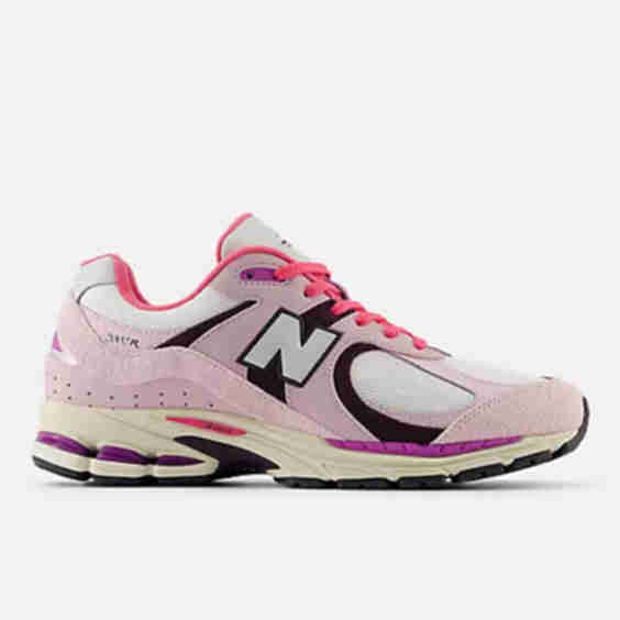 2002R Sneakers
