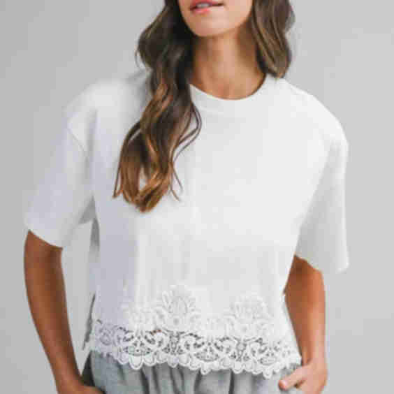 Lace Trim Boxy Crop Tee