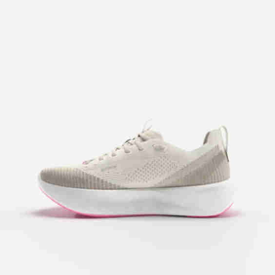 Women's running shoe