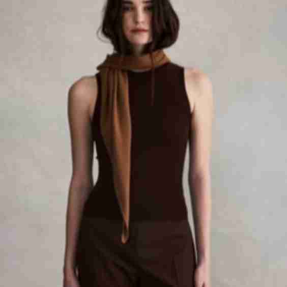 Louisa Scarf