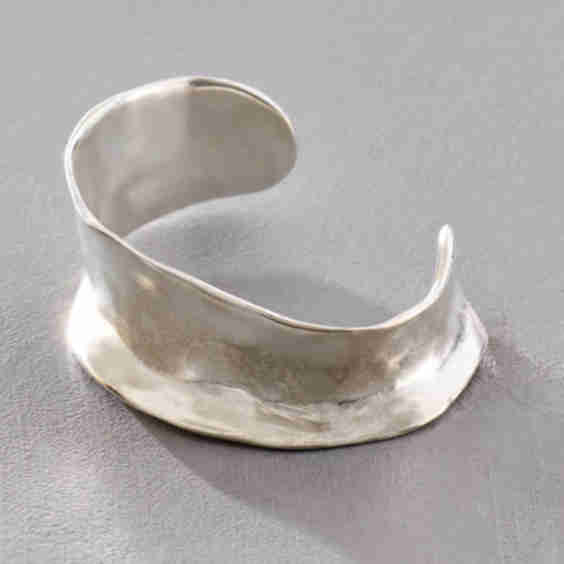 Passage Cuff