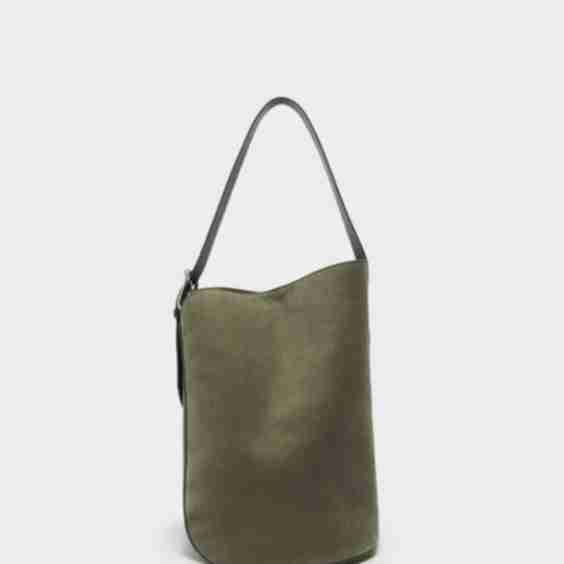Quiver Bucket Bag