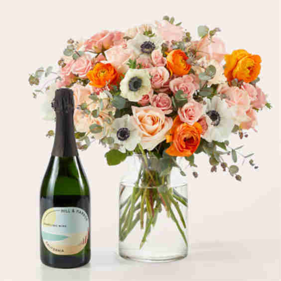 Touch of Honey Bouquet and Wine Gift Set