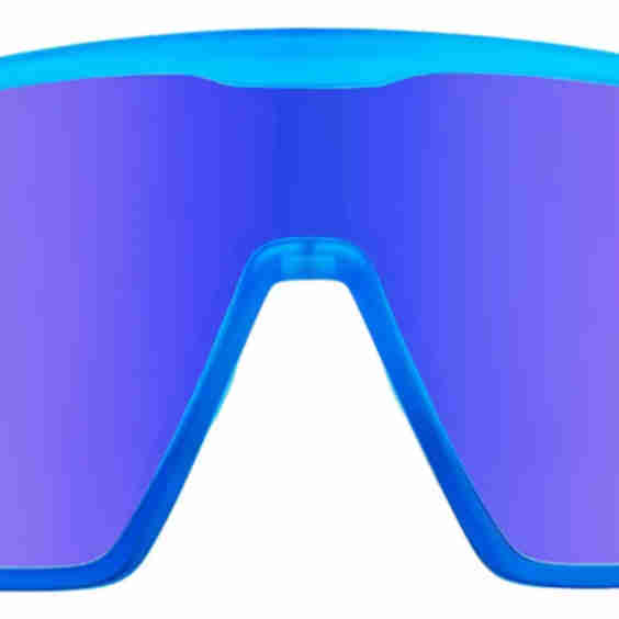 Campeones Wraparound Sunglasses