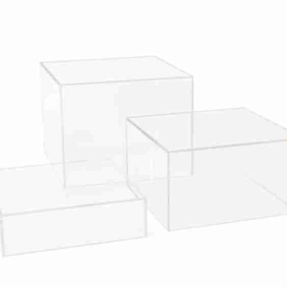 Clear Acrylic Cube Risers Made of Recycled Material, Set of 3 - Transparent