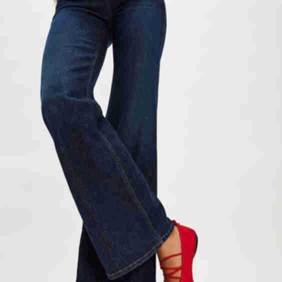Sella Lace-Up Ballet Flats