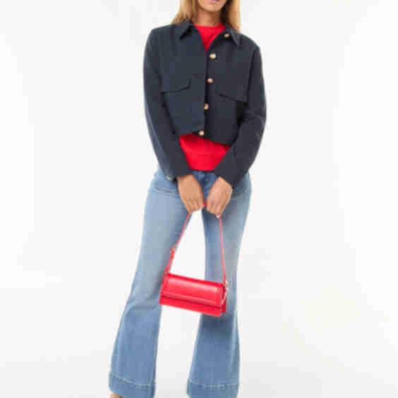 Short-Cut Suit Jacket With Buttons
