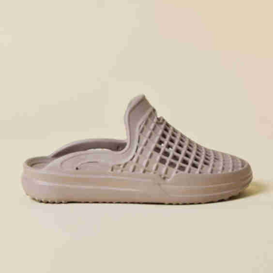 Scenario Slide Sandals