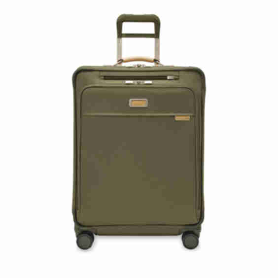 Baseline Medium Expandable Spinner Suitcase