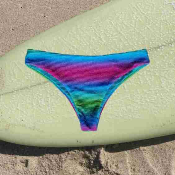 Cotton Candy Wave Bottom