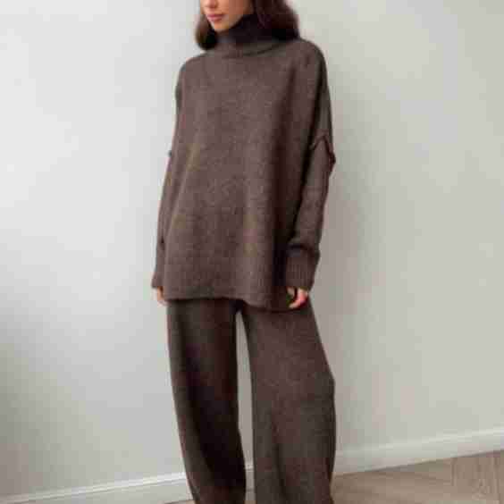 Loose High Collar Knit Set