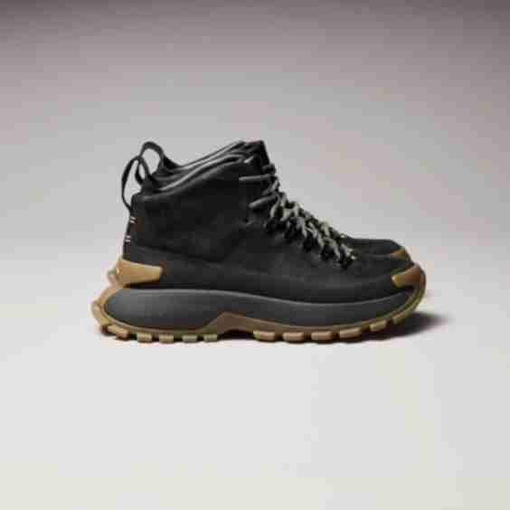 Trek 87.5% High Top Trekking Shoes