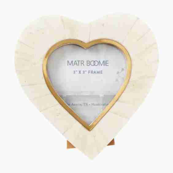 Mukhendu Heart Cream Picture Frame (3x3)