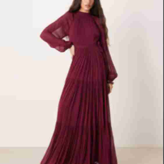 Long pleated chiffon dress with tiered ruffles, balloon sleeves and tied waist