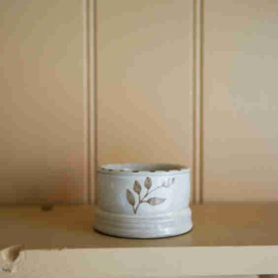 Natural Botanical Mini Pot