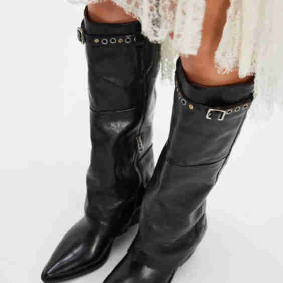  Foldover Boots